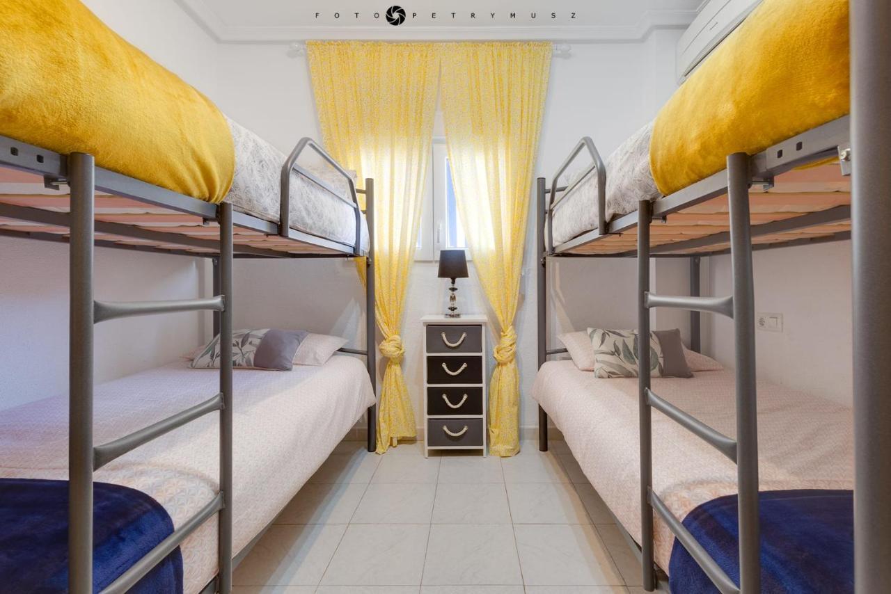 Apartamento Pod Papugami Torrevieja Eksteriør bilde